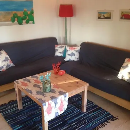 Vakantiehuis House By The Sea At Skaloma, Loutraki *