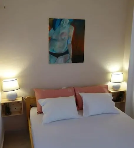 House By The Sea At Skaloma, Loutraki *