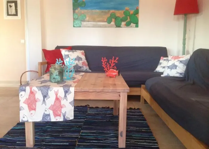 House By The Sea At Skaloma, Loutraki 度假居