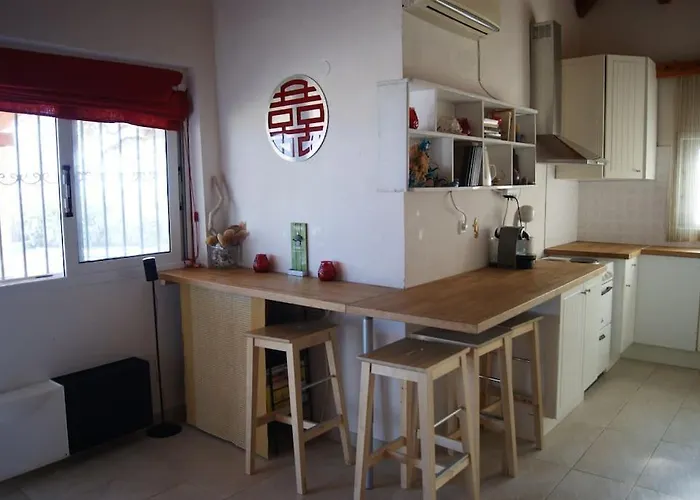 度假居 House By The Sea At Skaloma, Loutraki *